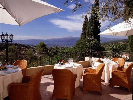 SS_MAS CANDILLE RESTAURANT VIEW